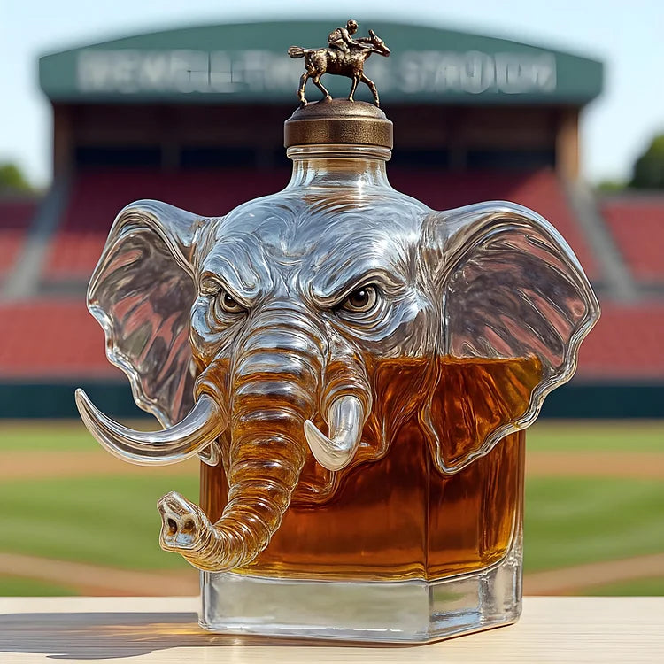 Gabriella Budapest | Elefánt Korona Royal Whiskey Palack