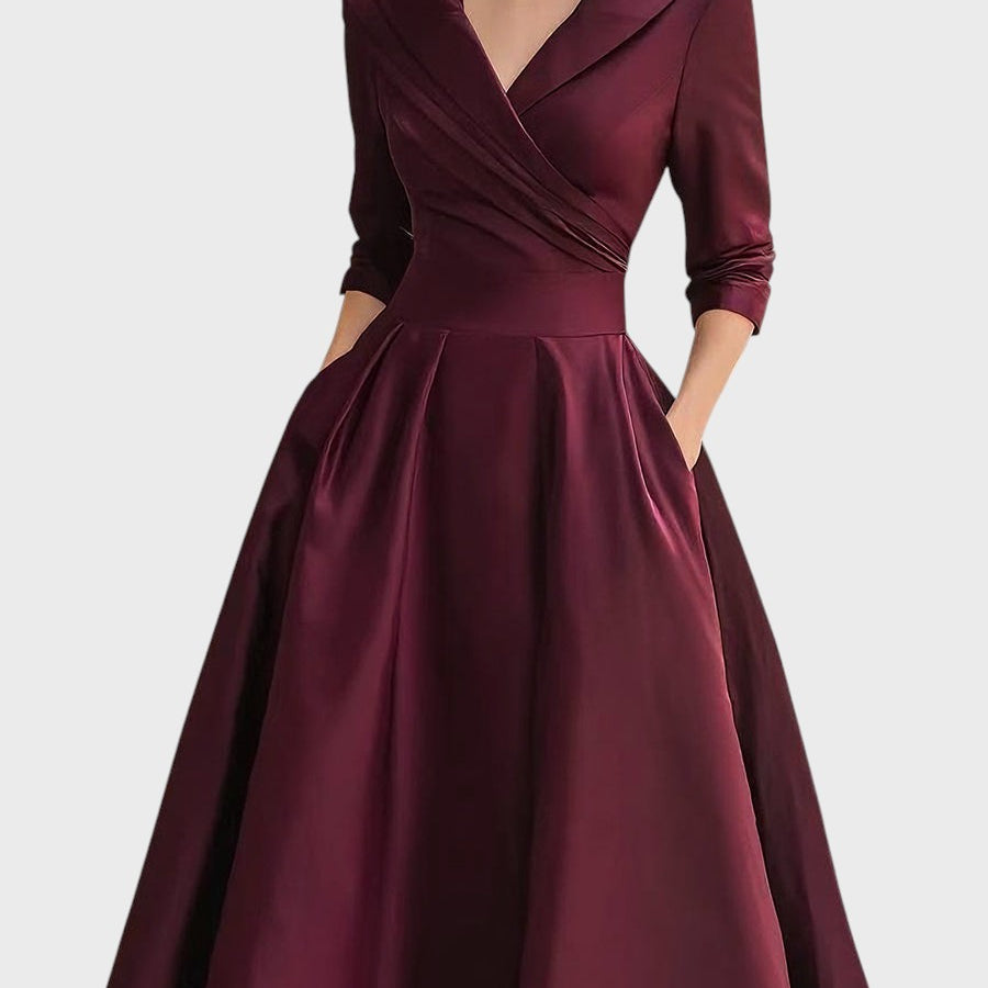 Gabriella Budapest | Elegáns Midi Ruha Hosszú Ujjakkal