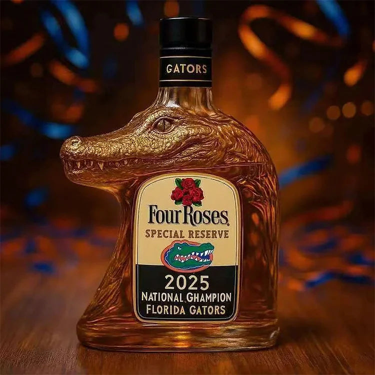 Karafa na whiskey ve tvaru krokodýla
