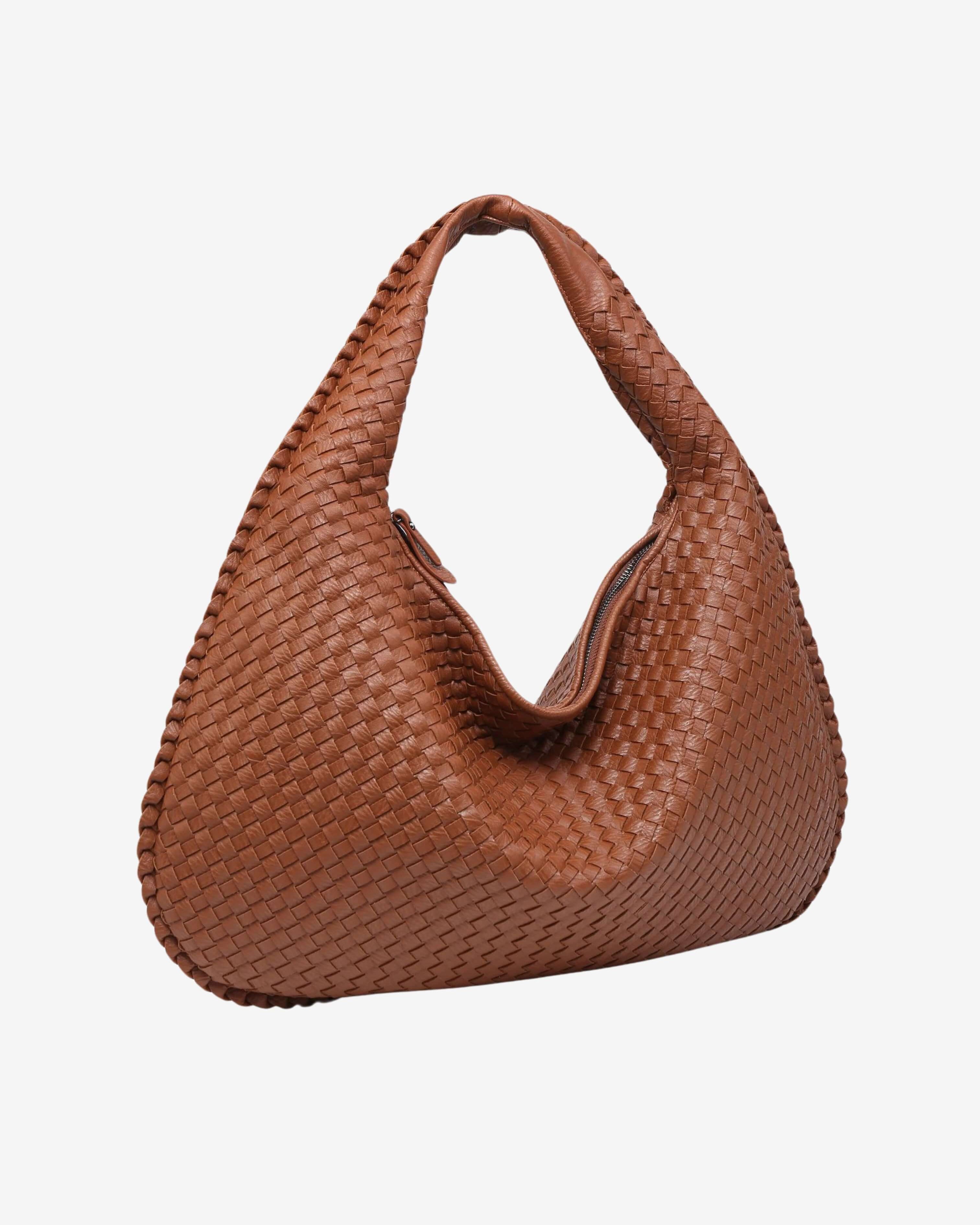 Gabriella Budapest | Modern és Tágas Tote Táska