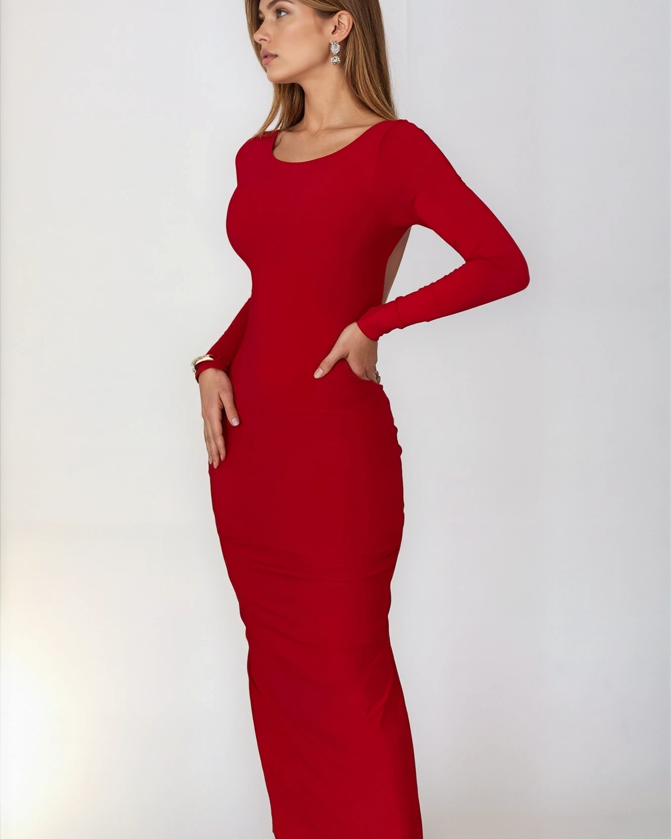 Gabriella Budapest | Elegáns, hátul nyitott ruha
