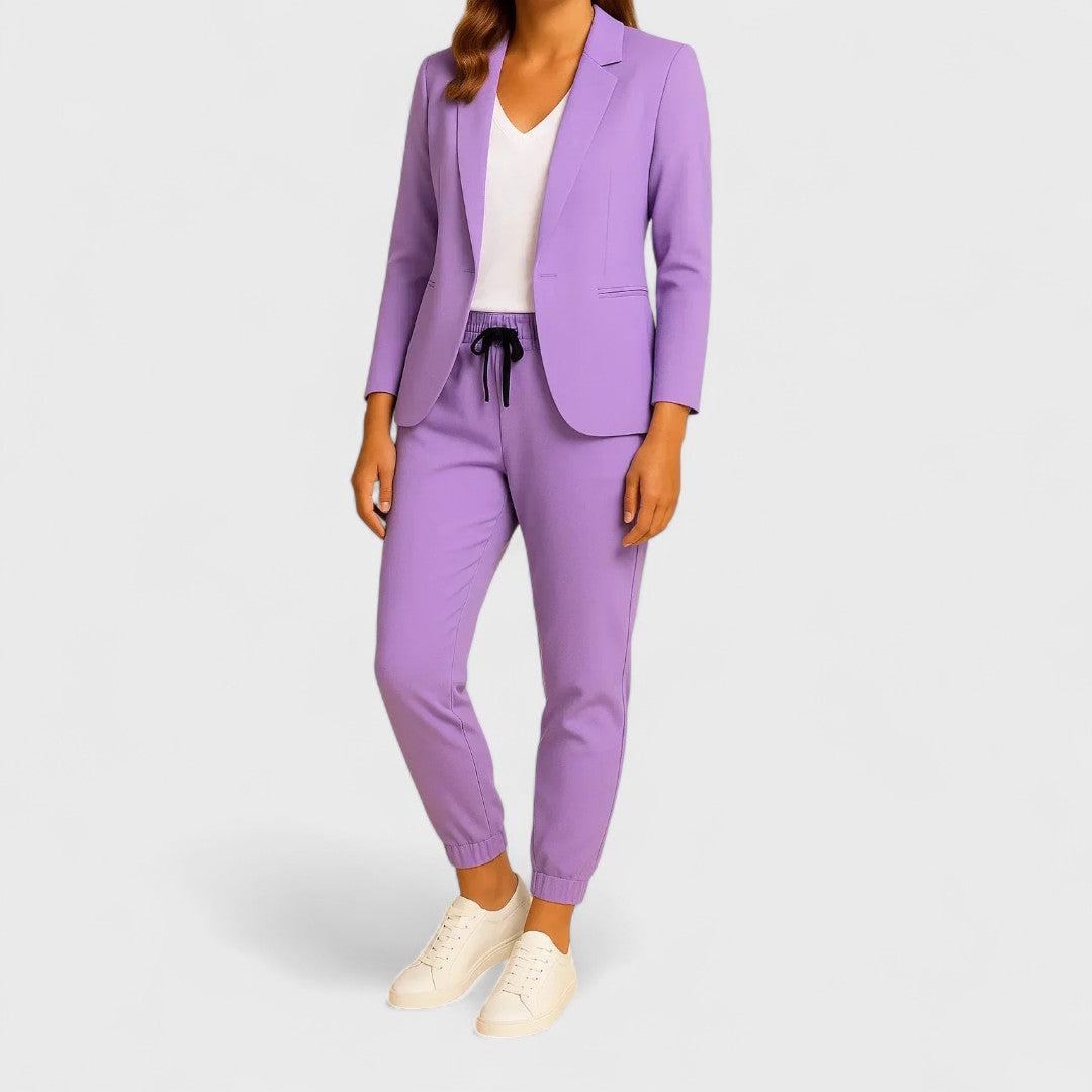 Gabriella Budapest | Elegáns zakó és nadrág szett