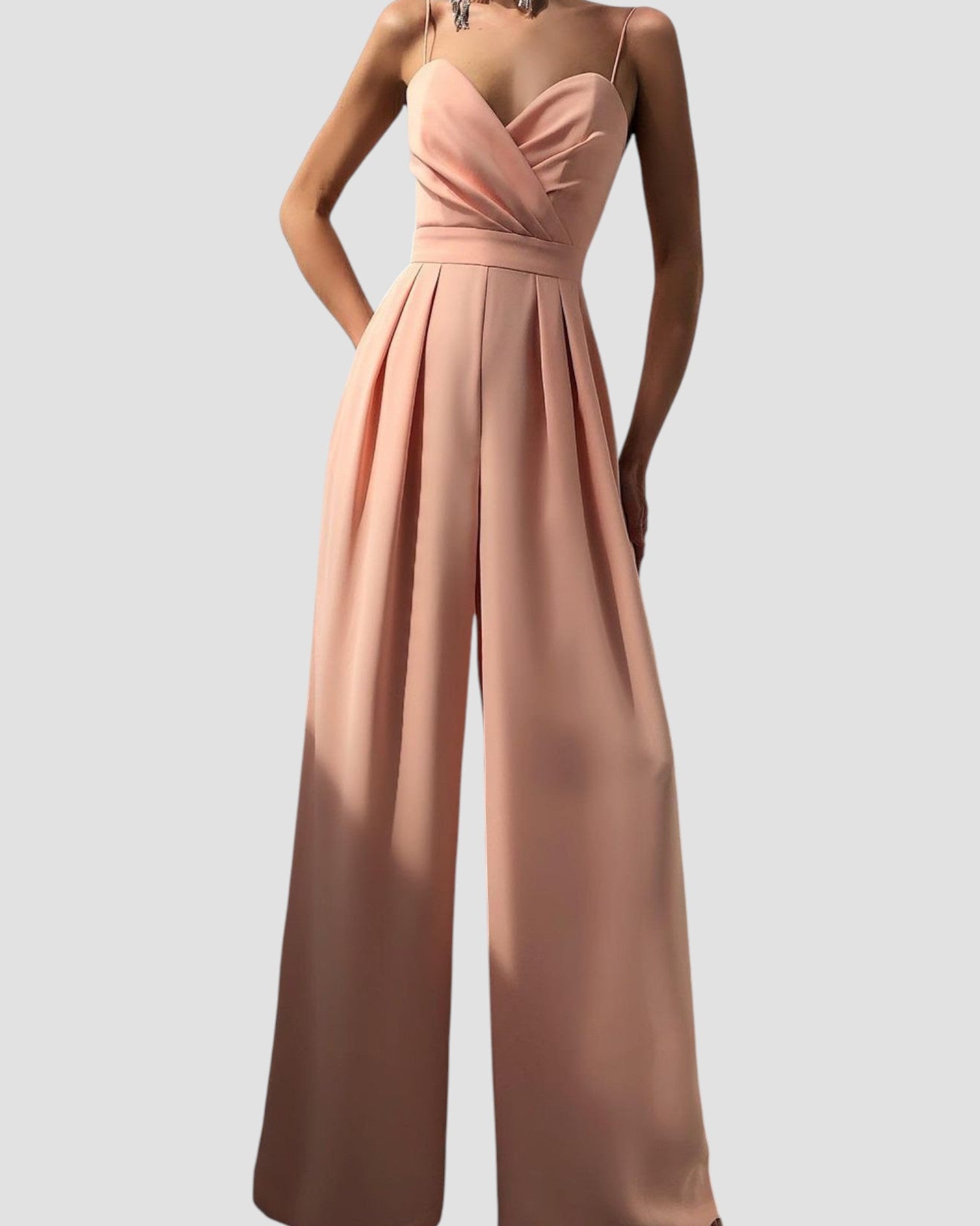 Gabriella Budapest | Overall